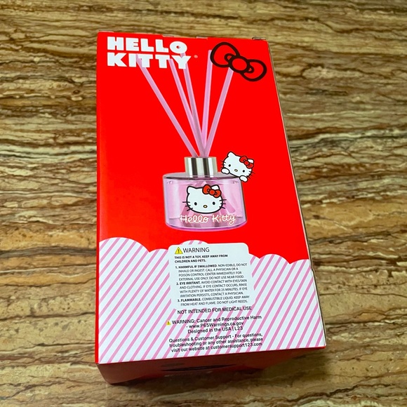 Hello Kitty - Picture 4 of 7